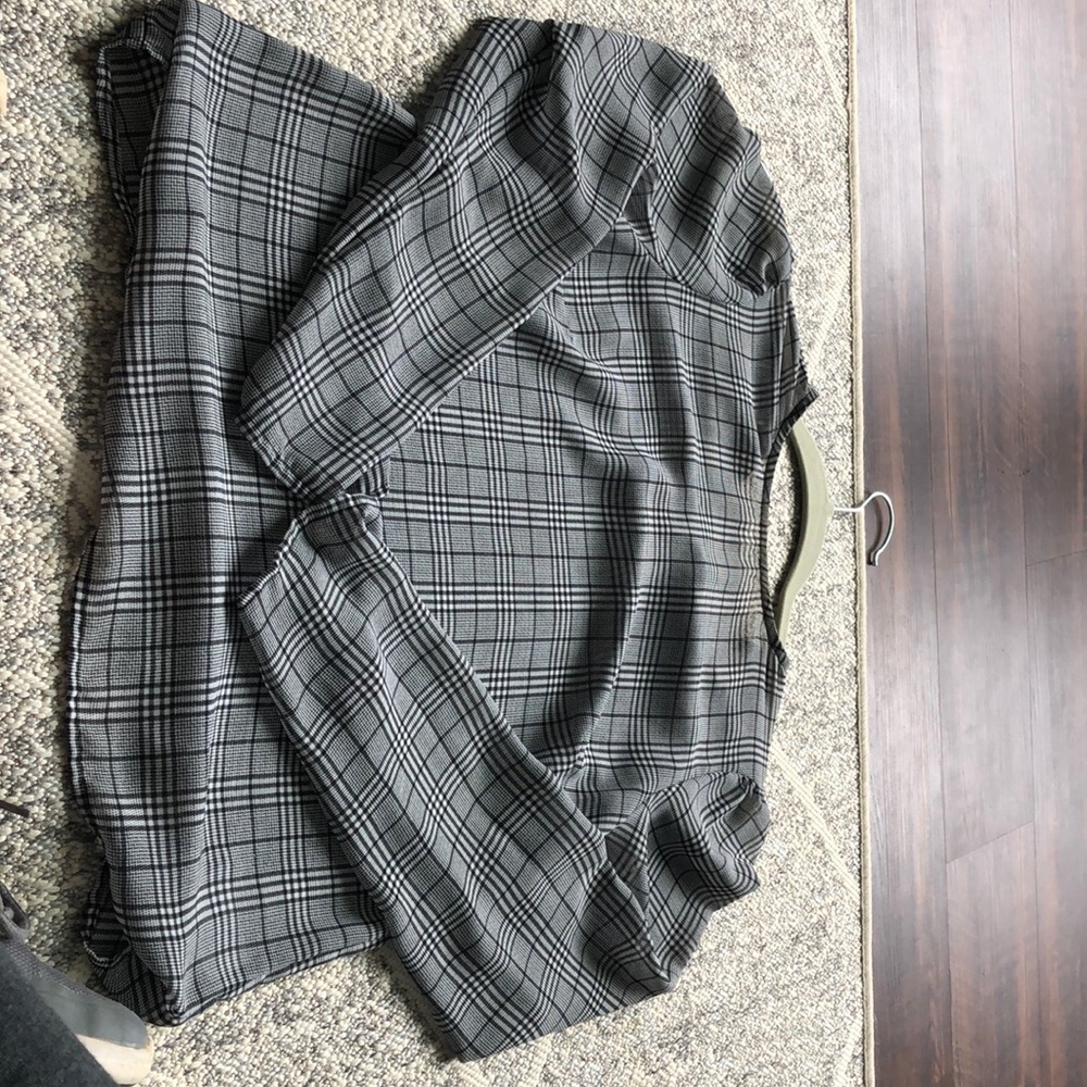 Gray black and white plaid blouse